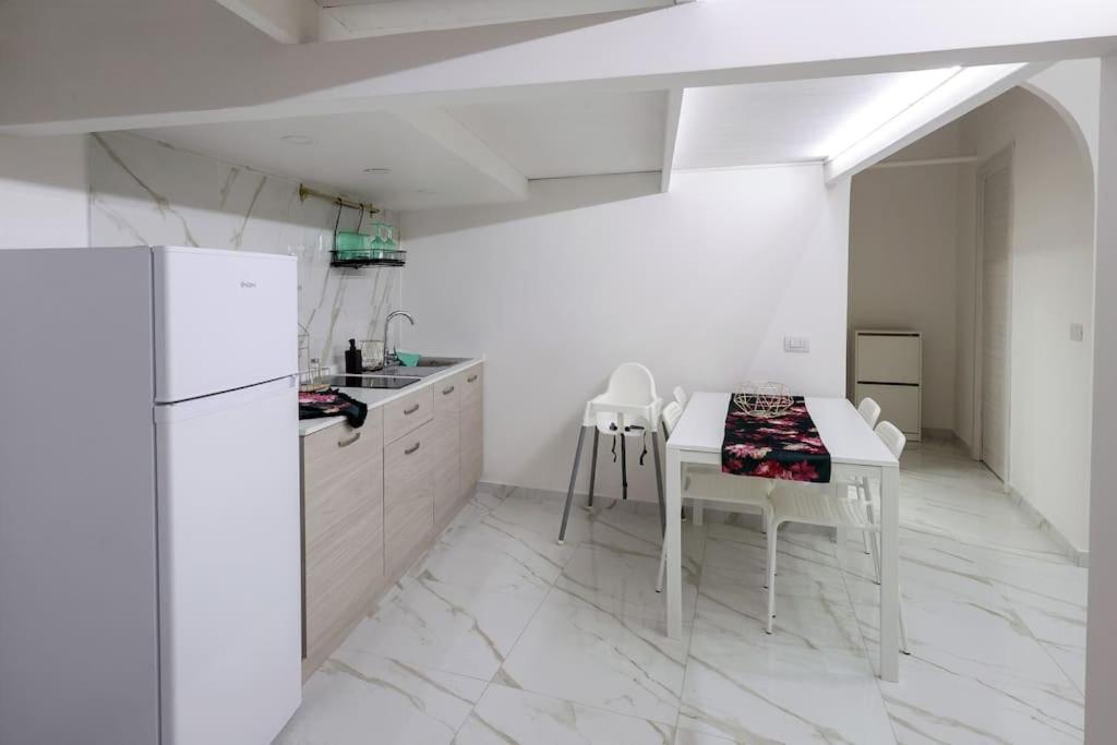 Апартаменты 'A Casa D'Annare Неаполь Экстерьер фото